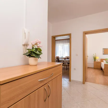 Allegra Apartment